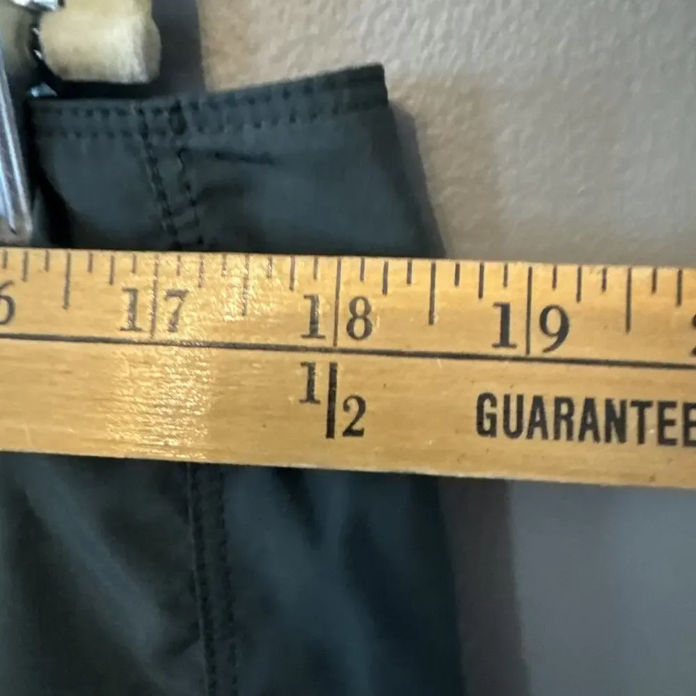 Patagonia Board Shorts SZ 36Wavefarer Athleticwear Athleisure‎ Quick Dry UPF 50+